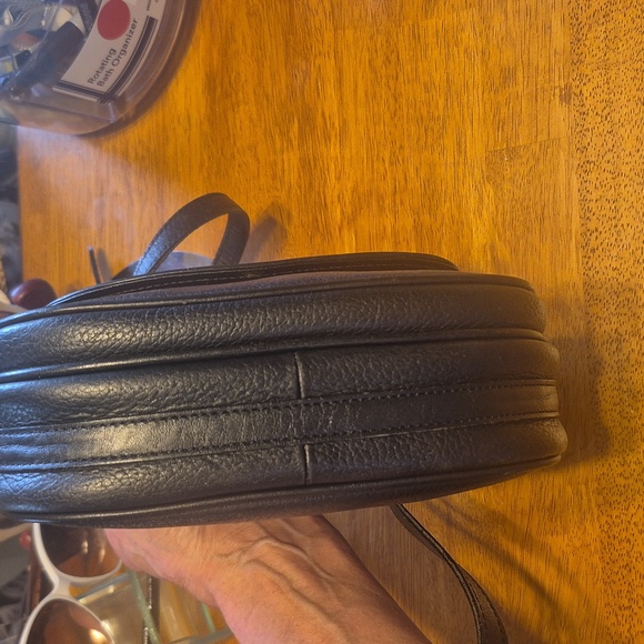 EUC BURBERRY BUNDLE BAG & WALLET - Picture 7 of 16